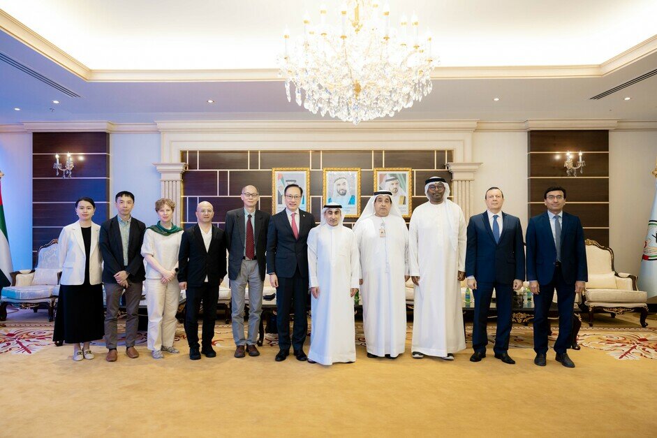 EdUHK Delegation Visits the United Arab Emirates University 