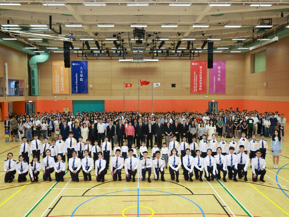 In celebration of the 75th Anniversary of the establishment of the People’s Republic of China, EdUHK holds this morning a National Flag Raising Ceremony on its Tai Po campus