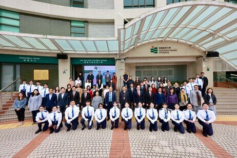 Attendees at the ceremony included Tai Po District Council members, EdUHK Council members, senior management, staff and students