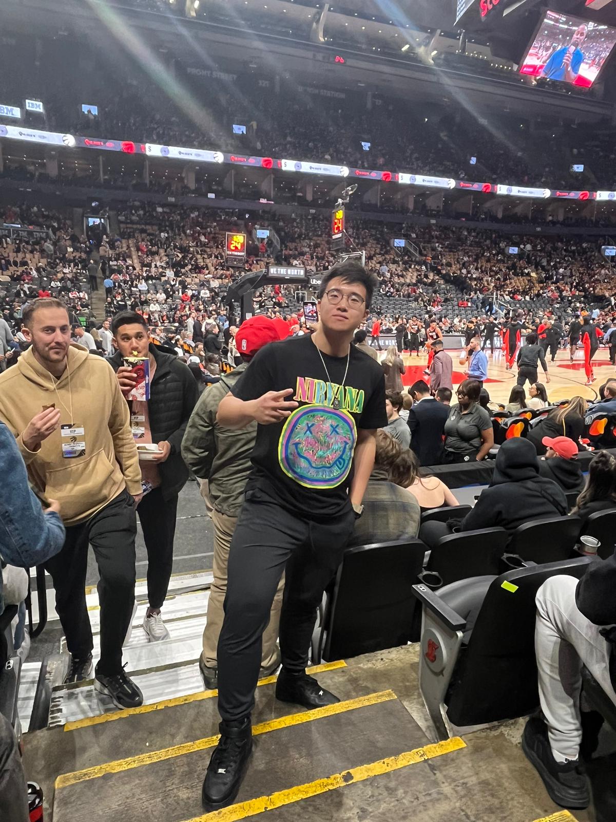 I watch NBA game in Scotiabank Arena 