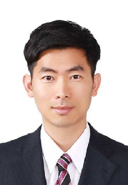 Dr LEE Ju Seong