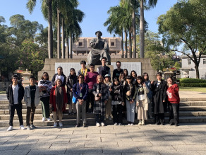 Marcella Caprario, postdoctoral fellow at ELE, accompanied a student tour group to Dongguan, Guangdong Province, China. 縮圖