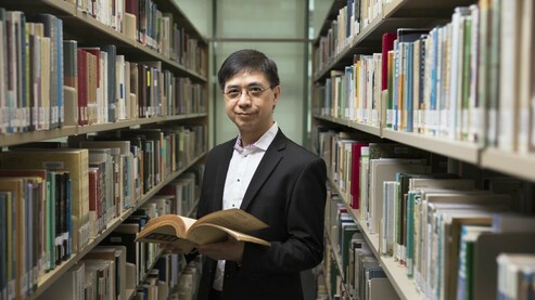 Three Scholars of the Faculty of Humanities Receive the Hong Kong Arts Development Awards 2016