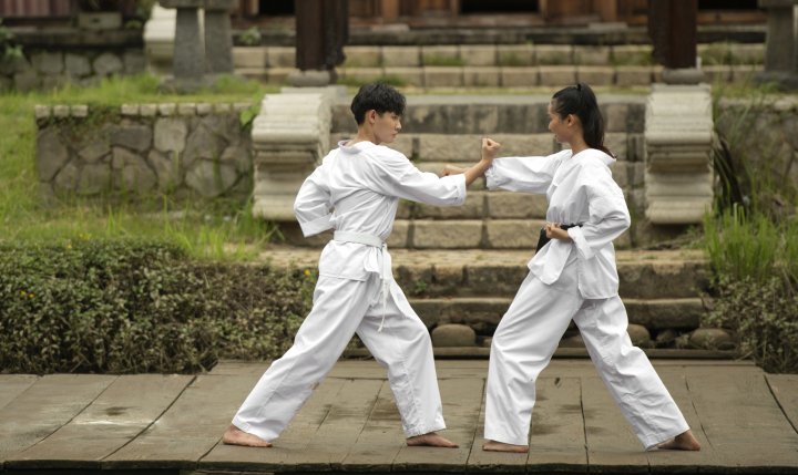 people-outdoors-nature-training-taekwondo (1)